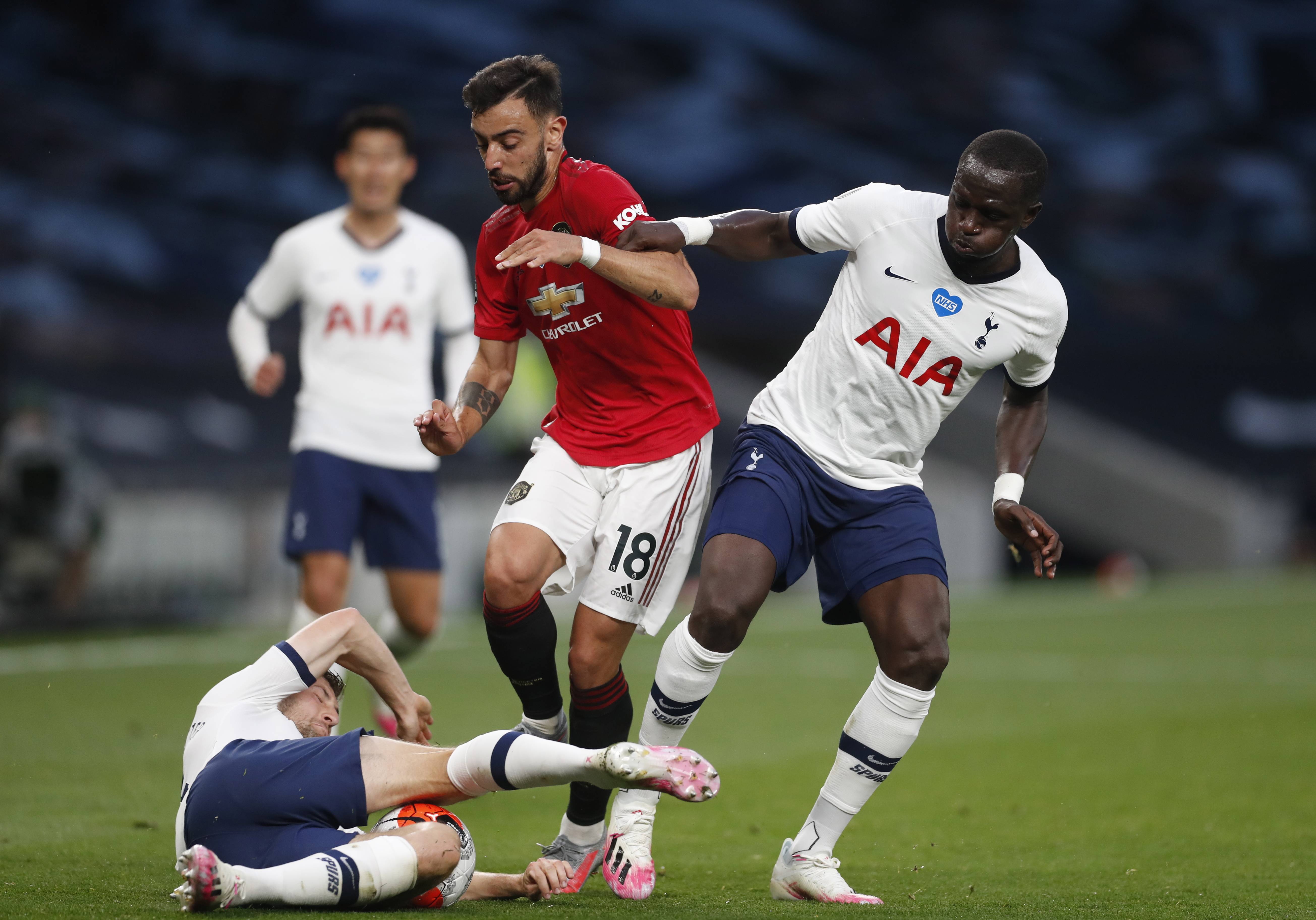 相继崭露头 相继崭露头