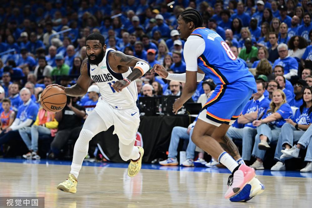 成功地遏制 成功地遏制